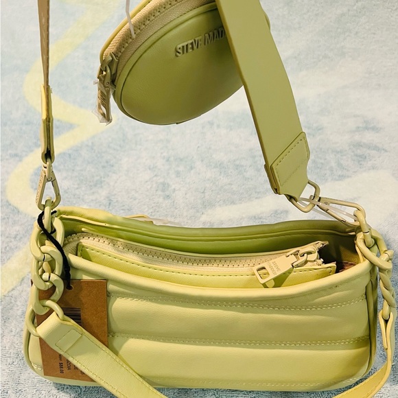 Steve Madden BZOIA Crossbody Bag AirlPod/Coin Pouch & ID Cards Holder NWT - Picture 3 of 11